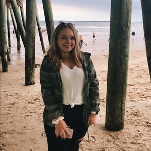 Meet your Posher, Brenna